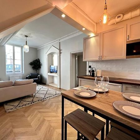 Le Bellifontain - 4 Pers - 2 Br Apartment ฟงแตนโบล ภายนอก รูปภาพ