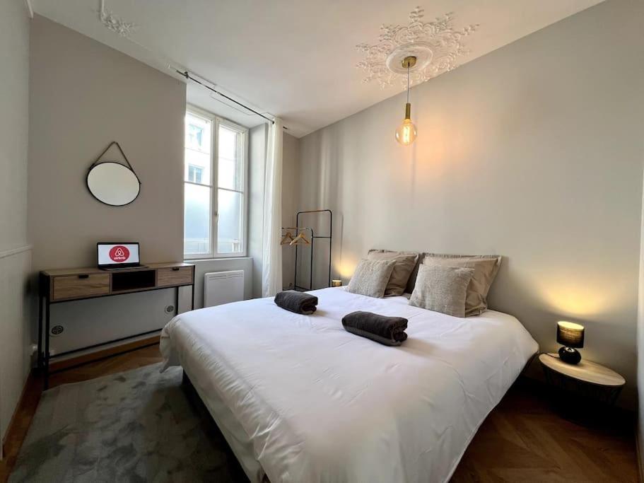 Le Bellifontain - 4 Pers - 2 Br Apartment ฟงแตนโบล ภายนอก รูปภาพ